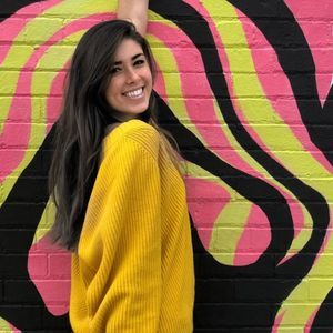 Meet your Posher, Elizabeth